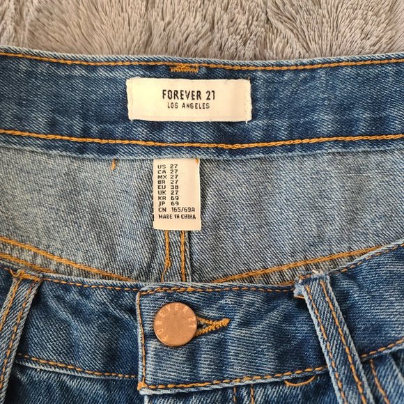 Forever 21 High rise jean shorts with Pride/Rainbow painted pockets - Picture 3 of 5